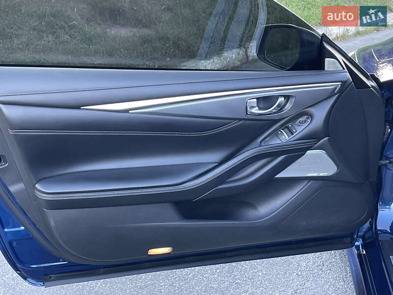 Купе Infiniti Q60 2017 в Киеве