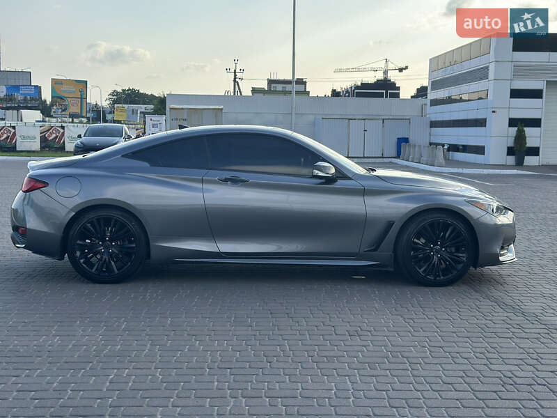 Купе Infiniti Q60 2016 в Києві фото 18 Купе Infiniti Q60 2016 в Києві