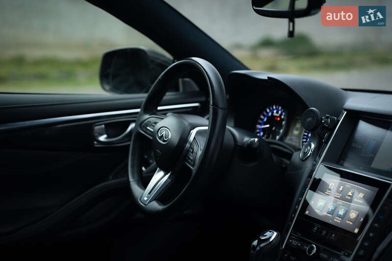 Купе Infiniti Q60 2016 в Києві фото 30 Купе Infiniti Q60 2016 в Києві