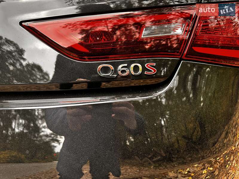 Купе Infiniti Q60 2021 в Києві фото 12 Купе Infiniti Q60 2021 в Києві