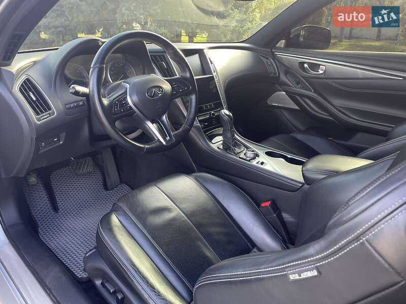 Купе Infiniti Q60 2019 в Дніпрі