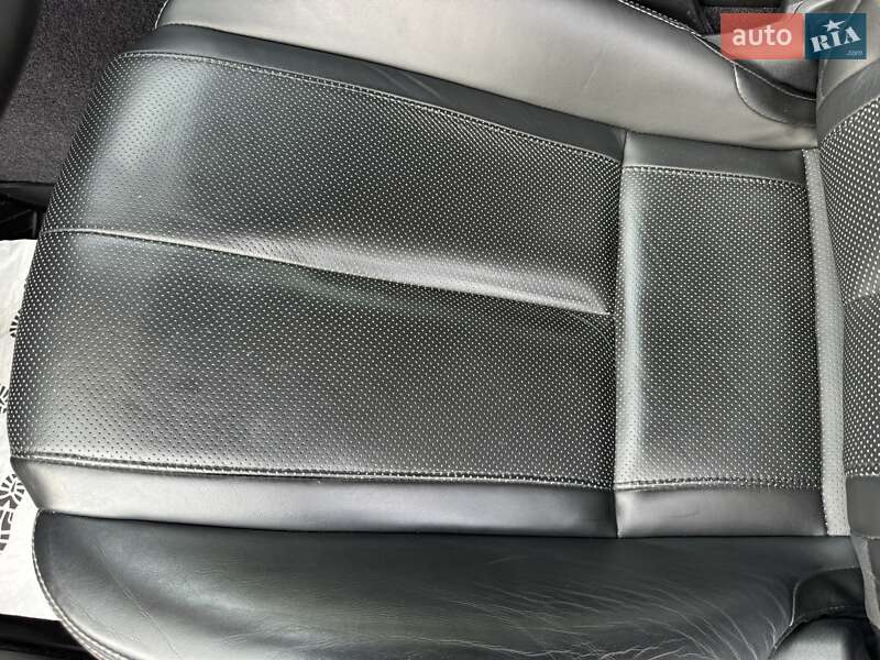 Купе Infiniti Q60 2017 в Киеве фото 77 Купе Infiniti Q60 2017 в Киеве