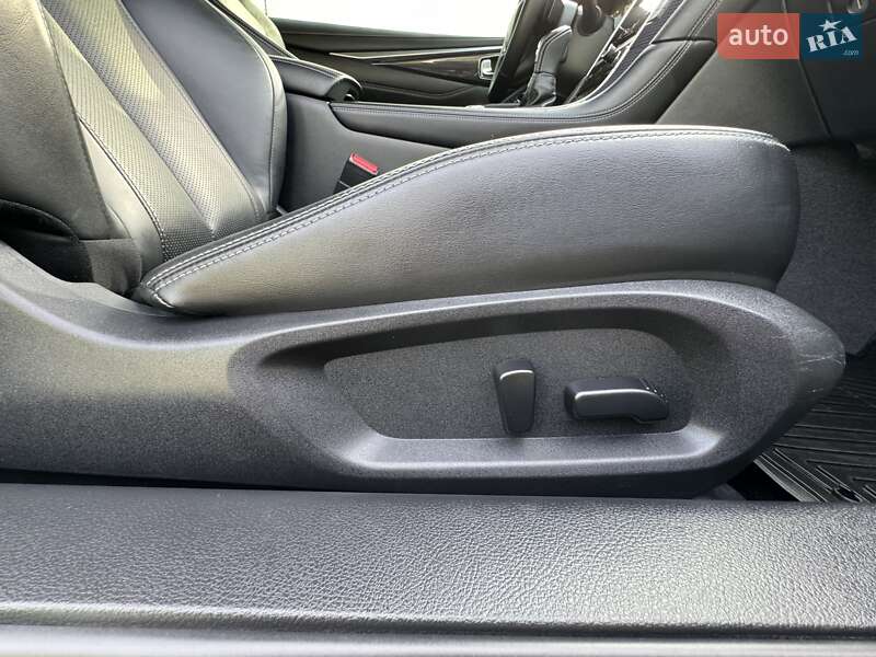 Купе Infiniti Q60 2017 в Киеве фото 98 Купе Infiniti Q60 2017 в Киеве