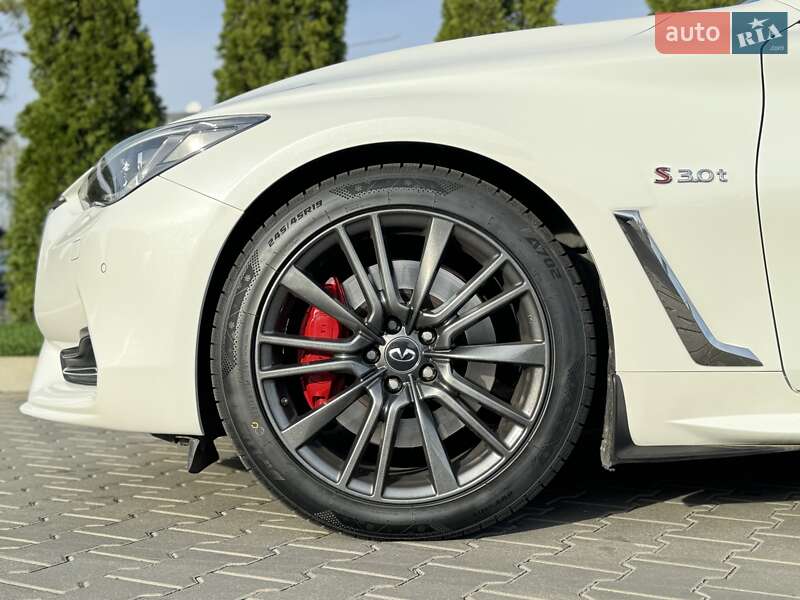 Купе Infiniti Q60 2017 в Киеве фото 110 Купе Infiniti Q60 2017 в Киеве