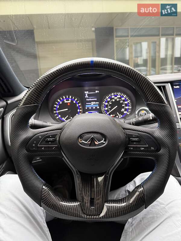 Купе Infiniti Q60 2019 в Киеве