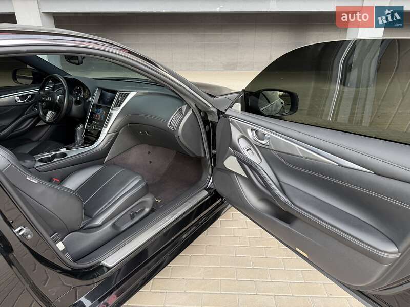 Купе Infiniti Q60 2020 в Киеве