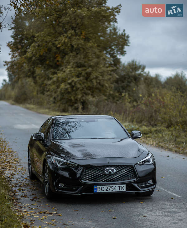 Купе Infiniti Q60 2016 в Львові