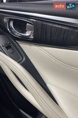 Купе Infiniti Q60 2016 в Киеве