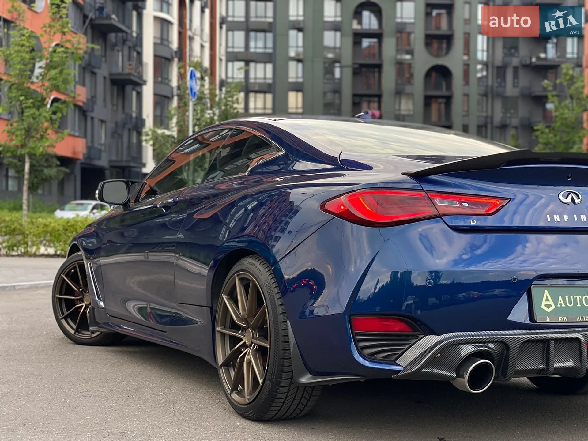 2017 Infiniti Q60 - мініатюра 10