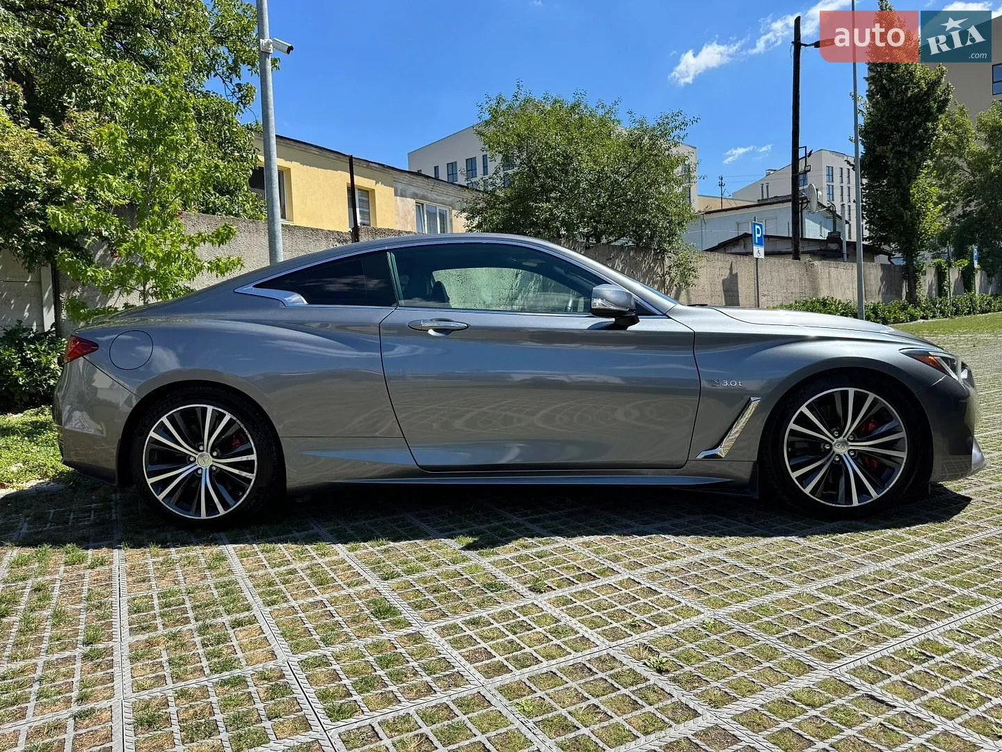 2016 Infiniti Q60 - мініатюра 3