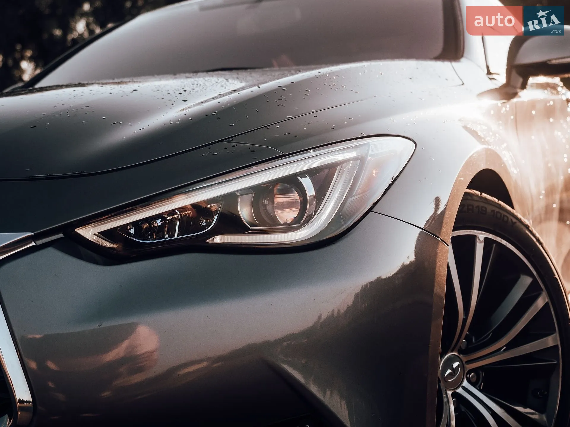 2017 Infiniti Q60 - мініатюра 2