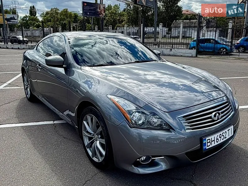 Infiniti Q60