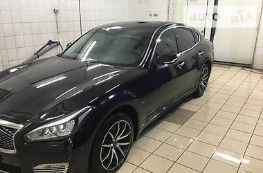 Infiniti Q70 2016