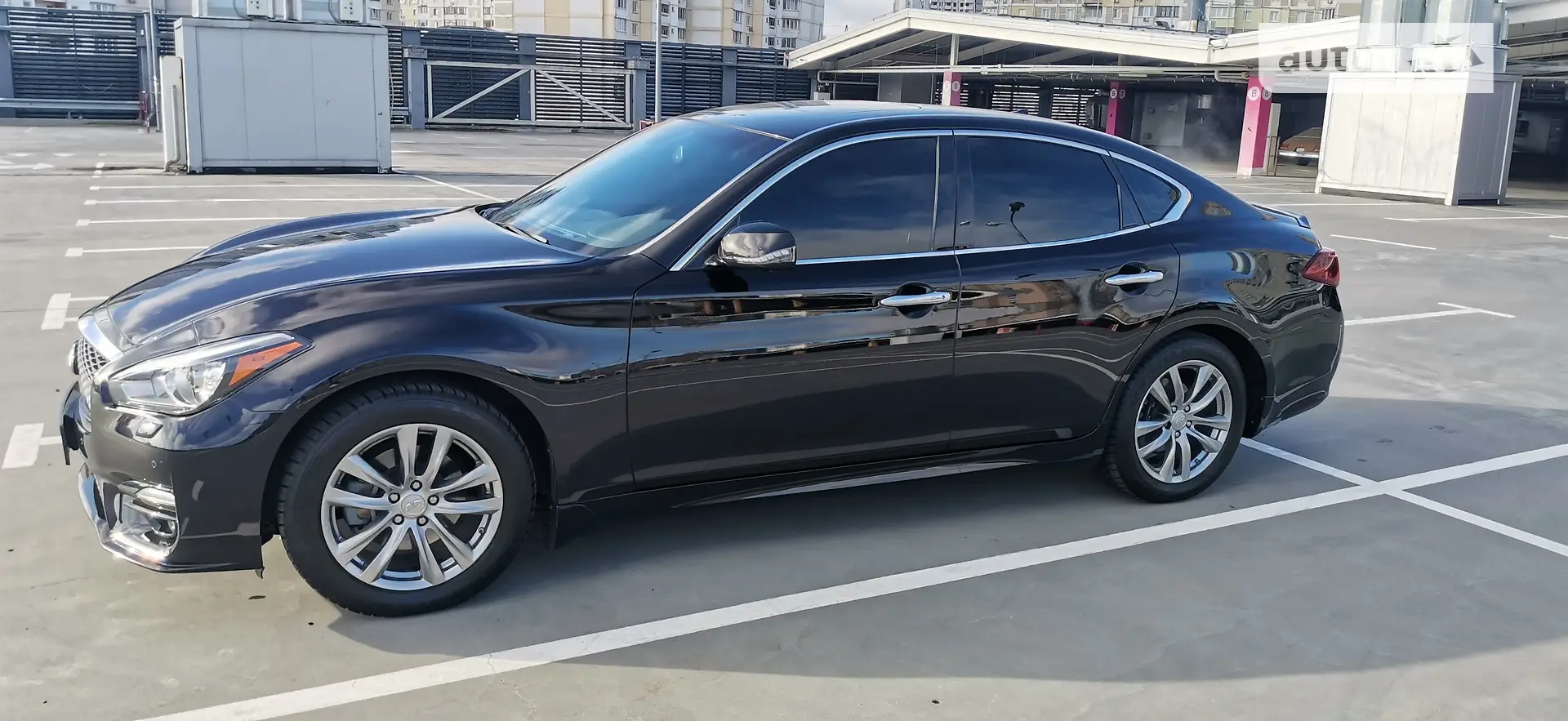 Infiniti Q70 2015 VIN JN1EY1AP5GM470014 фото оголошення 2 з 5