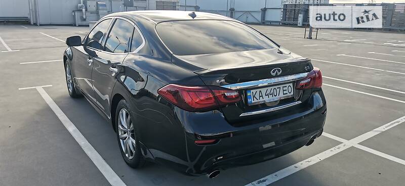 Седан Infiniti Q70 2015 в Києві фото 12 Седан Infiniti Q70 2015 в Києві
