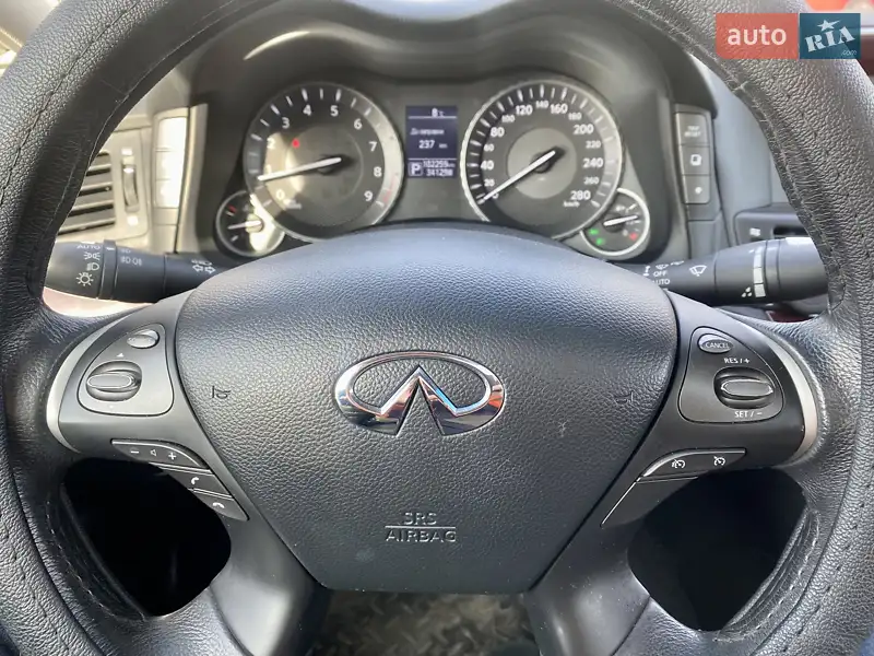 Infiniti Q70 2016 VIN JN1BCAY51U0770181 фото оголошення 11 з 42