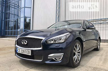 Infiniti Q70 2016