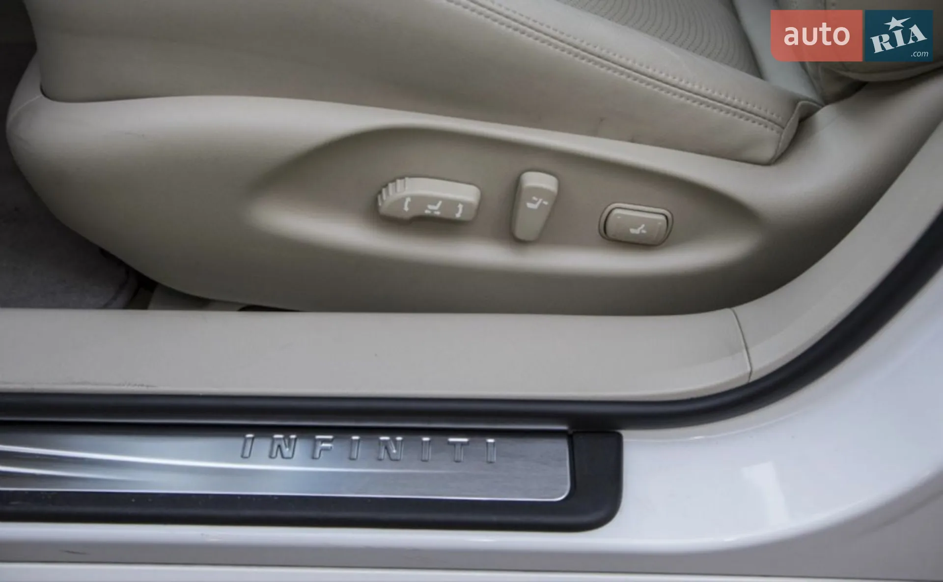 2015 Infiniti Q70 - мініатюра 20