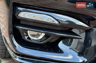 Седан Infiniti Q70 2014 в 