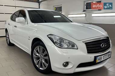 Infiniti Q70 2013