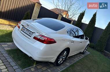 Седан Infiniti Q70 2013 в Виннице