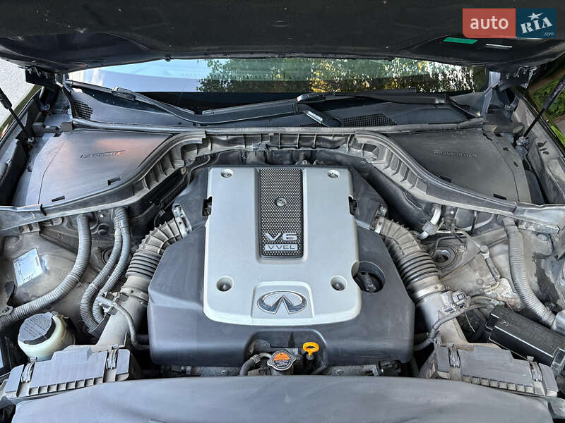 Седан Infiniti Q70 2013 в Софіївській Борщагівці