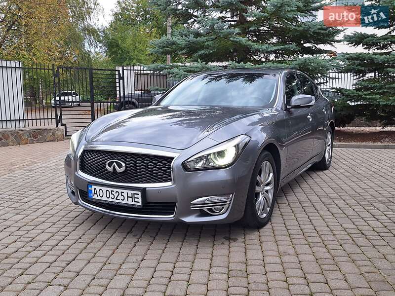 Седан Infiniti Q70 2016 в Сваляве фото 9 Седан Infiniti Q70 2016 в Сваляве