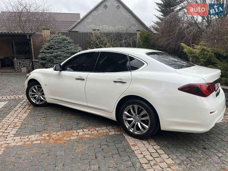 Седан Infiniti Q70 2016 в Белой Церкви фото 6 Седан Infiniti Q70 2016 в Белой Церкви