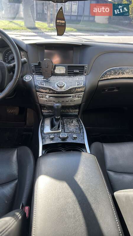 Седан Infiniti Q70 2016 в Белой Церкви фото 17 Седан Infiniti Q70 2016 в Белой Церкви