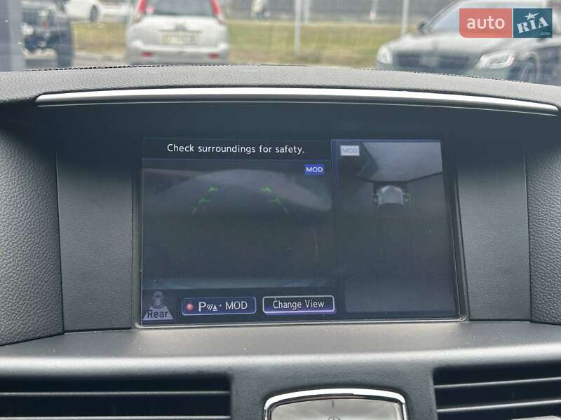 Седан Infiniti Q70 2016 в Киеве фото 22 Седан Infiniti Q70 2016 в Киеве