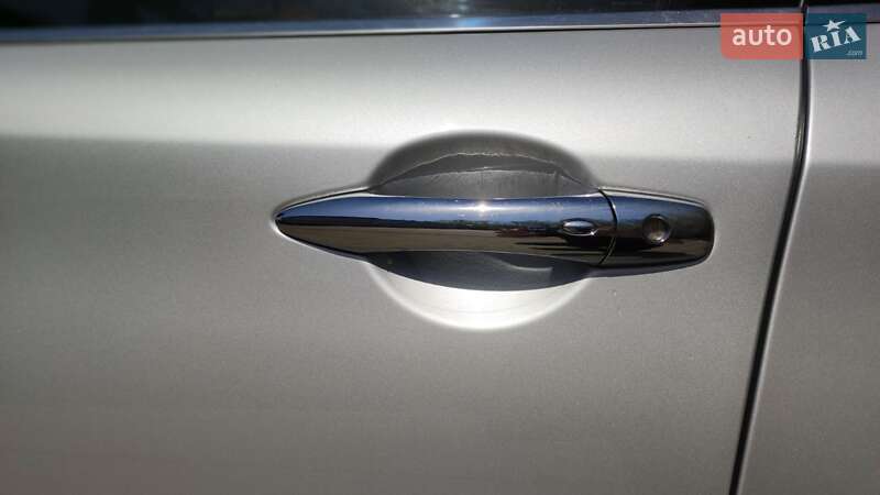 Седан Infiniti Q70 2017 в Киеве фото 21 Седан Infiniti Q70 2017 в Киеве