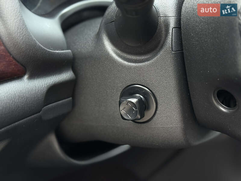 Седан Infiniti Q70 2015 в Могилів-Подільському фото 22 Седан Infiniti Q70 2015 в Могилів-Подільському