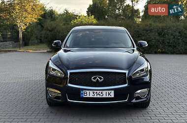 Седан Infiniti Q70 2015 в Миргороді