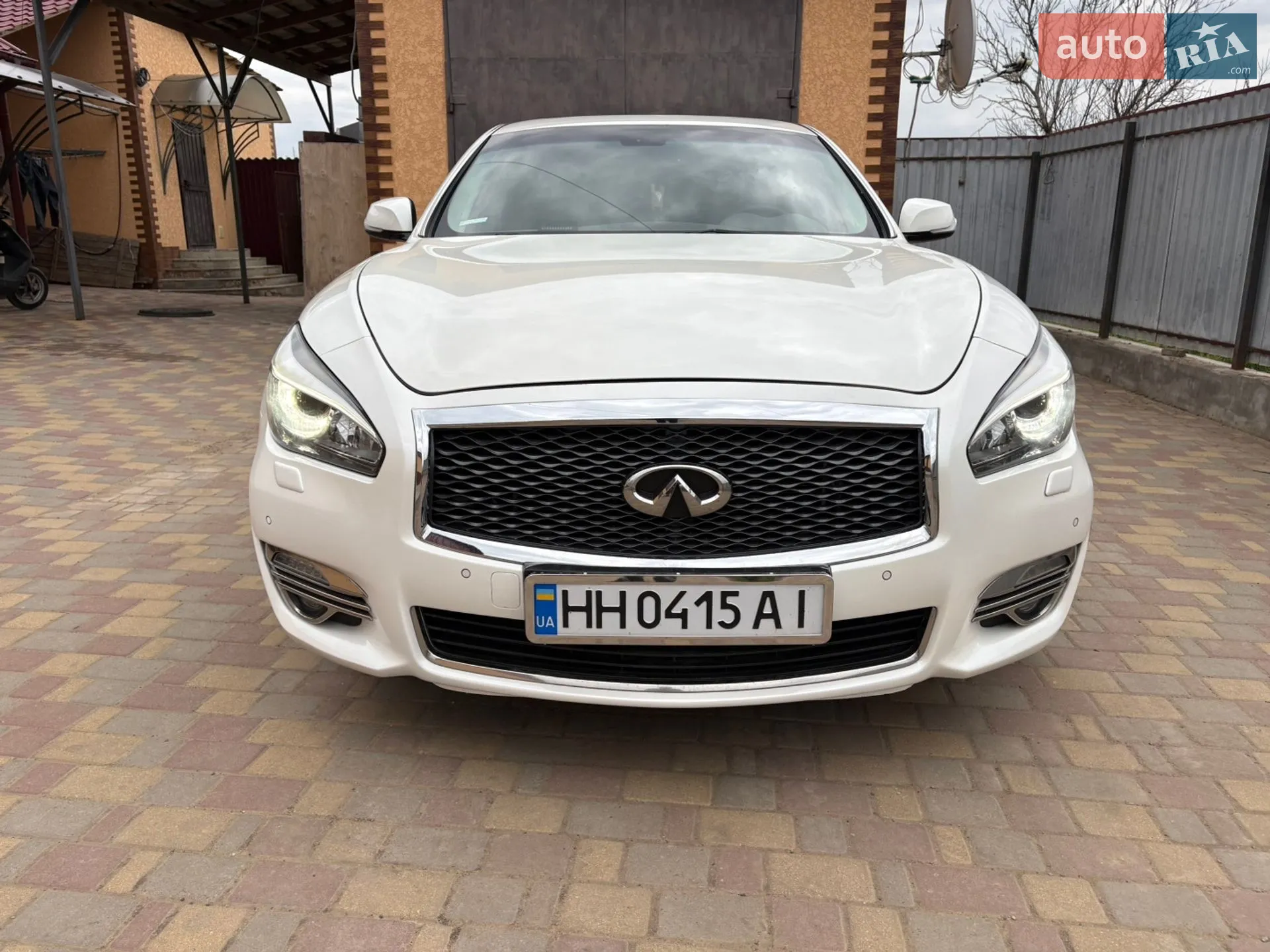 2016 Infiniti Q70 - мініатюра 10