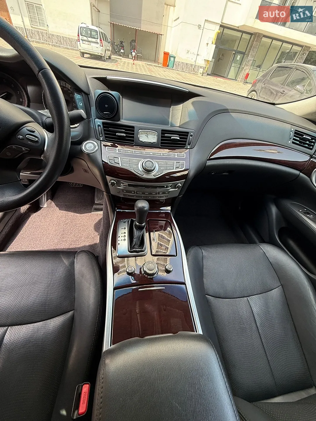 2013 Infiniti Q70 - мініатюра 35