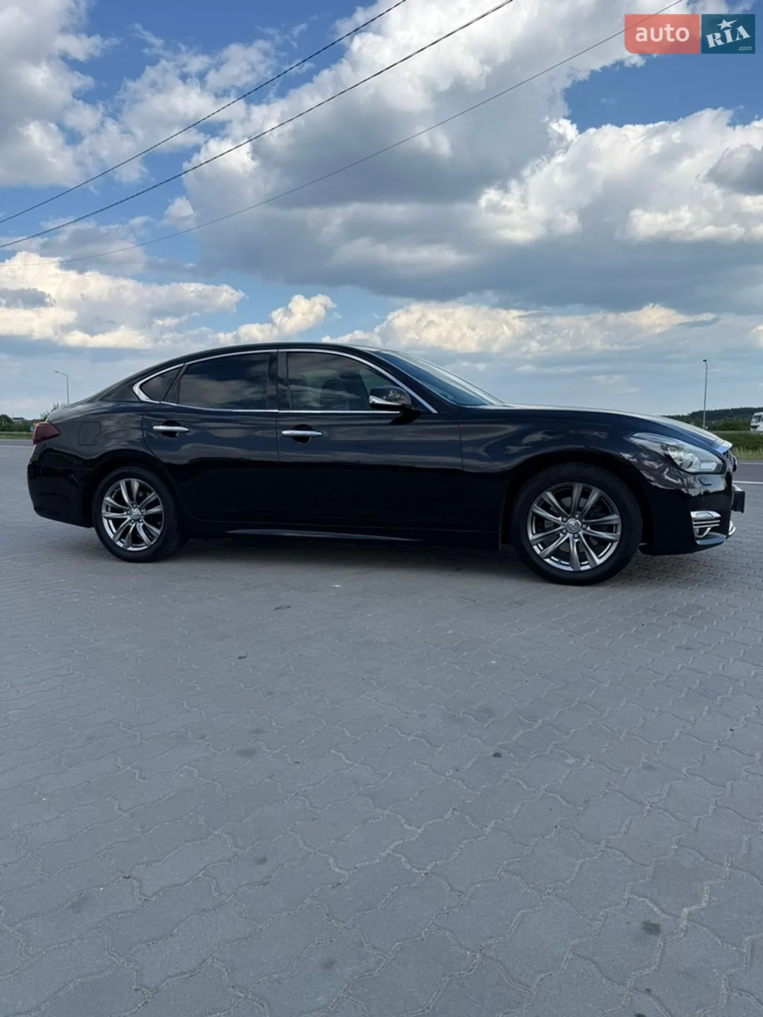 2016 Infiniti Q70 - мініатюра 9
