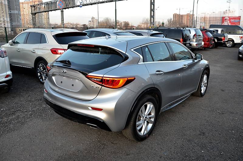 Позашляховик / Кросовер Infiniti QX30 2016 в Києві