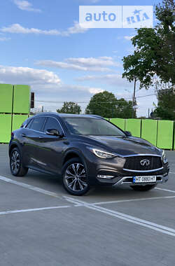 Позашляховик / Кросовер Infiniti QX30 2017 в Херсоні