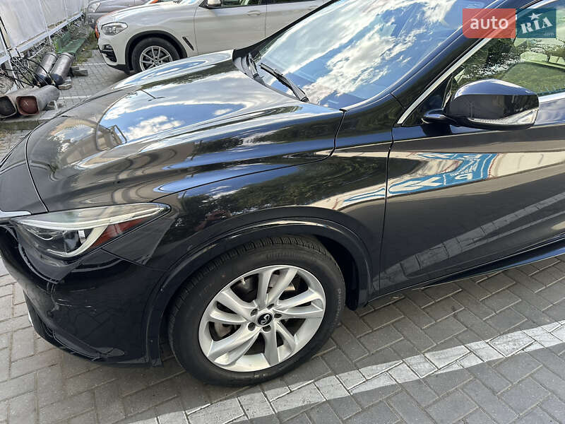 Внедорожник / Кроссовер Infiniti QX30 2018 в Киеве