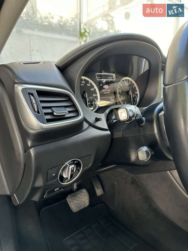 Внедорожник / Кроссовер Infiniti QX30 2018 в Киеве