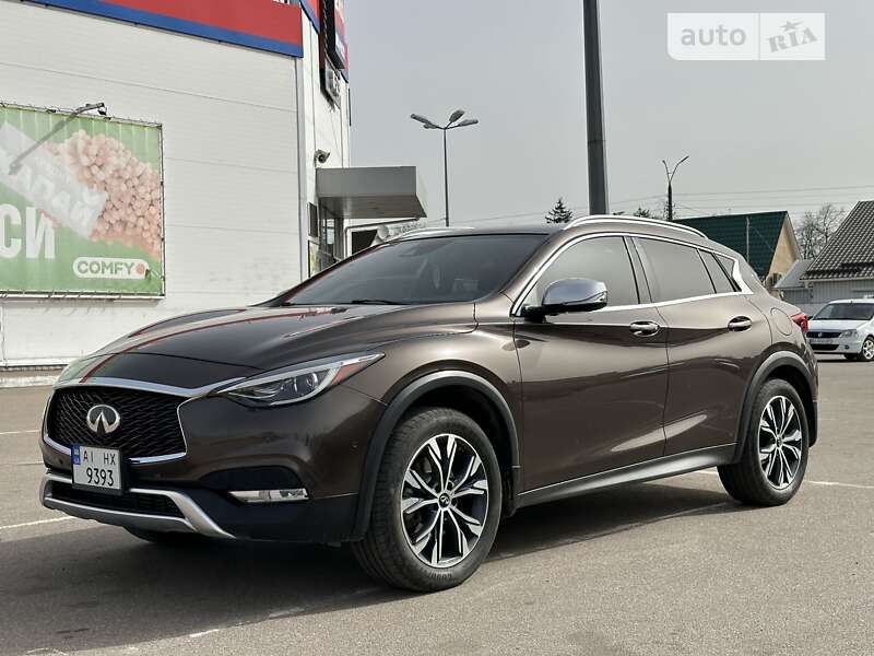 Позашляховик / Кросовер Infiniti QX30 2016 в Переяславі