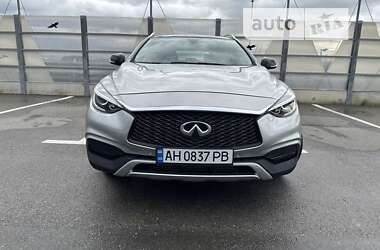 Infiniti QX30 2016