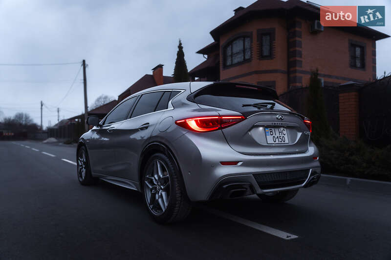 Infiniti QX30 2017