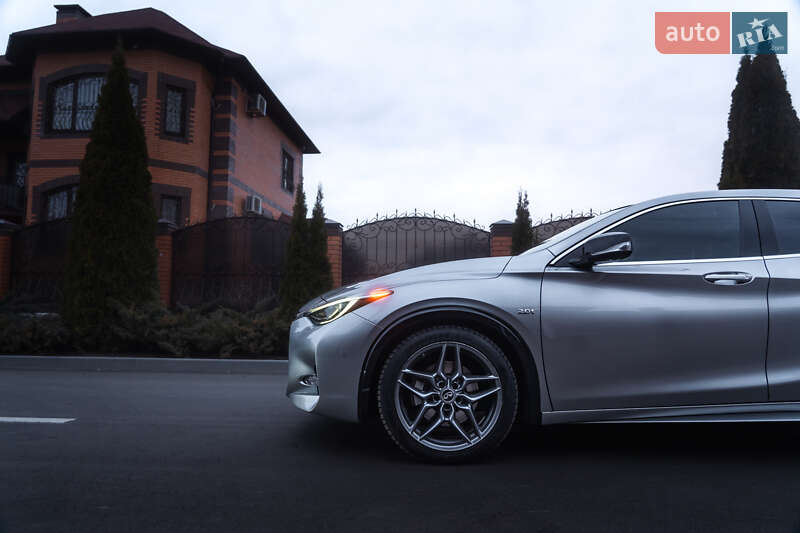 Внедорожник / Кроссовер Infiniti QX30 2017 в Полтаве