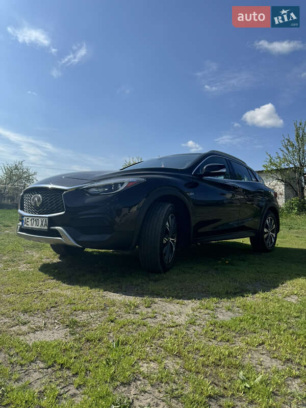 Внедорожник / Кроссовер Infiniti QX30 2018 в Днепре