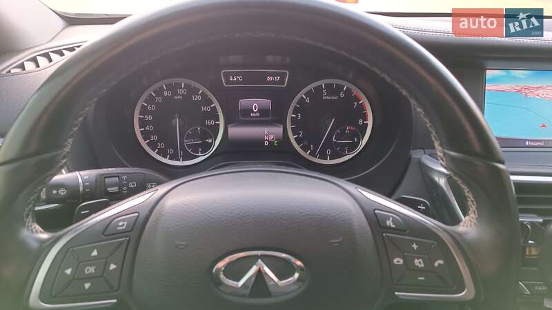 Позашляховик / Кросовер Infiniti QX30 2016 в Одесі