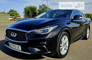 Позашляховик / Кросовер Infiniti QX30 2017 в Дніпрі