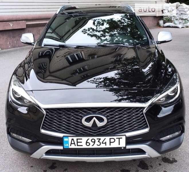 Позашляховик / Кросовер Infiniti QX30 2016 в Одесі