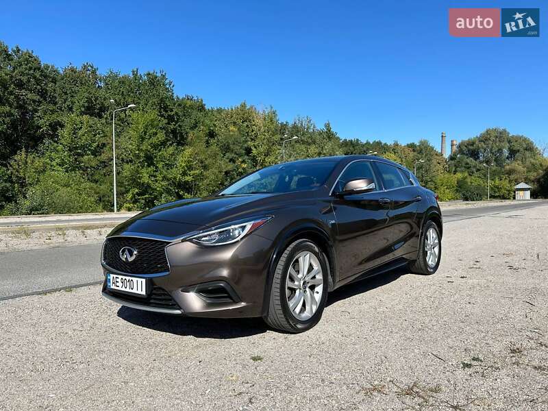 Внедорожник / Кроссовер Infiniti QX30 2017 в Днепре фото 9 Внедорожник / Кроссовер Infiniti QX30 2017 в Днепре