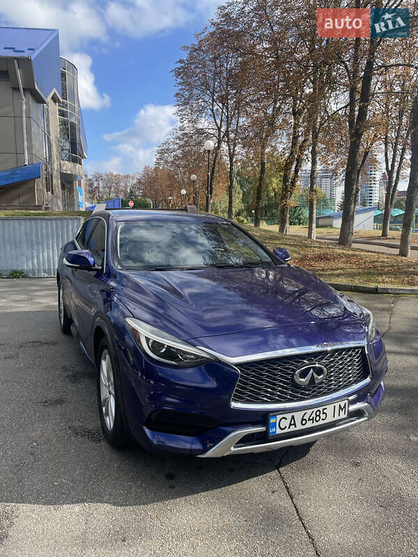 Внедорожник / Кроссовер Infiniti QX30 2017 в Киеве